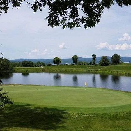 Beautiful Spacious Home W/ Game Room. Gilford Exterior foto